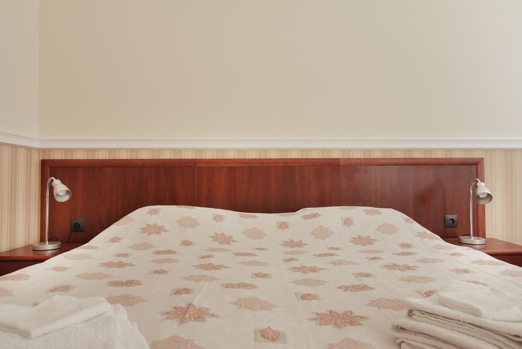 Consul Hotel Консул Odessa Rom bilde