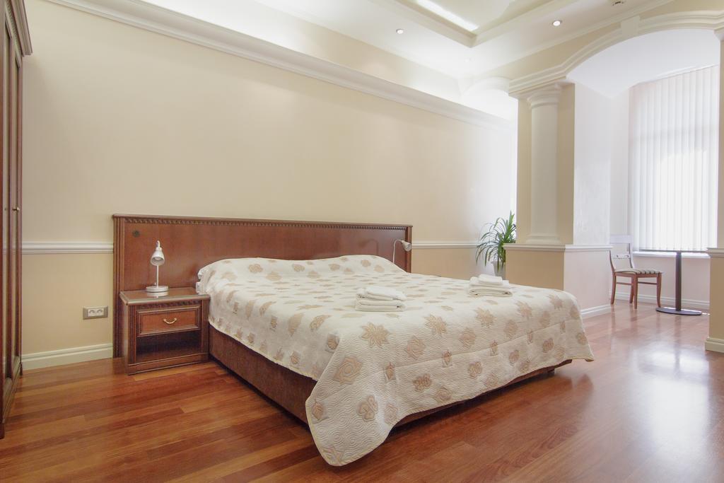 Consul Hotel Консул Odessa Rom bilde