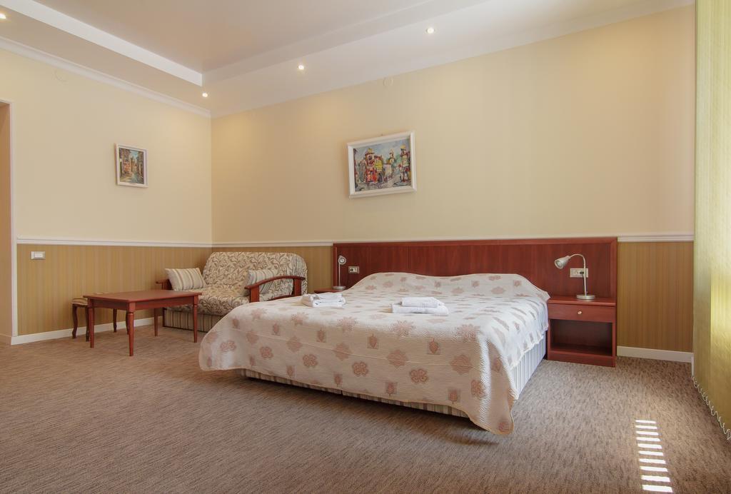 Consul Hotel Консул Odessa Rom bilde