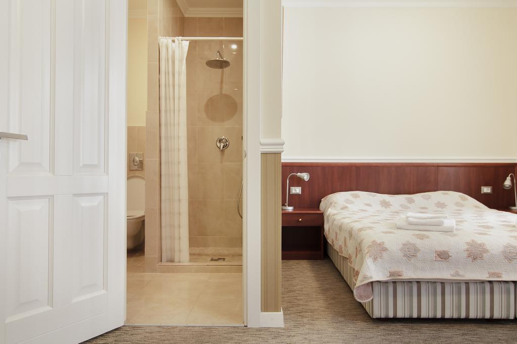 Consul Hotel Консул Odessa Eksteriør bilde